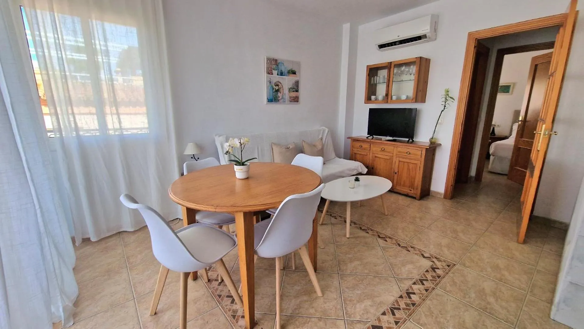Apartamentos Latin Nerja 0*,  Hiszpania